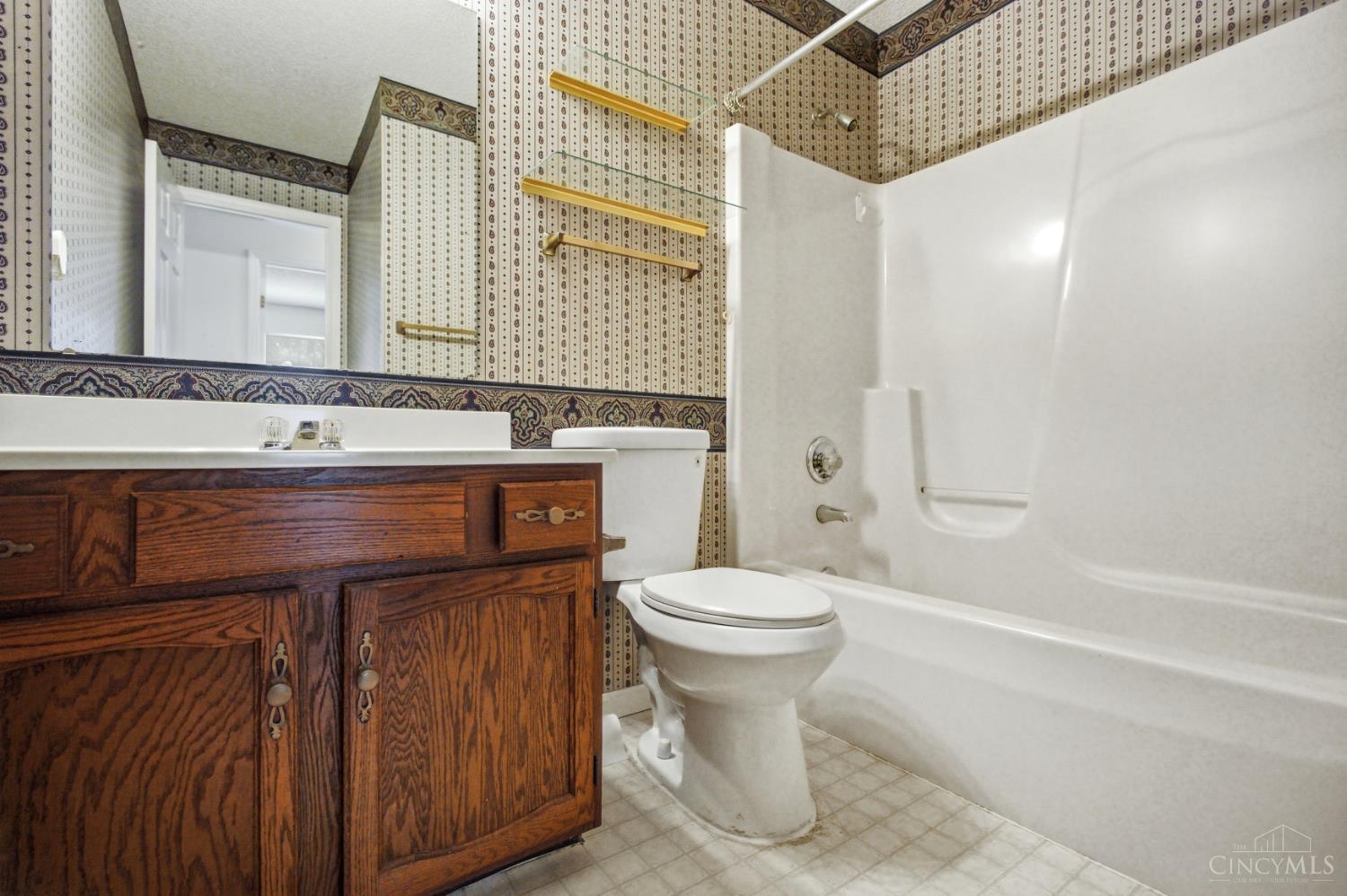 3435 Blue Rock Road Cincinnati, OH 45247 - Photo 34 of 49
