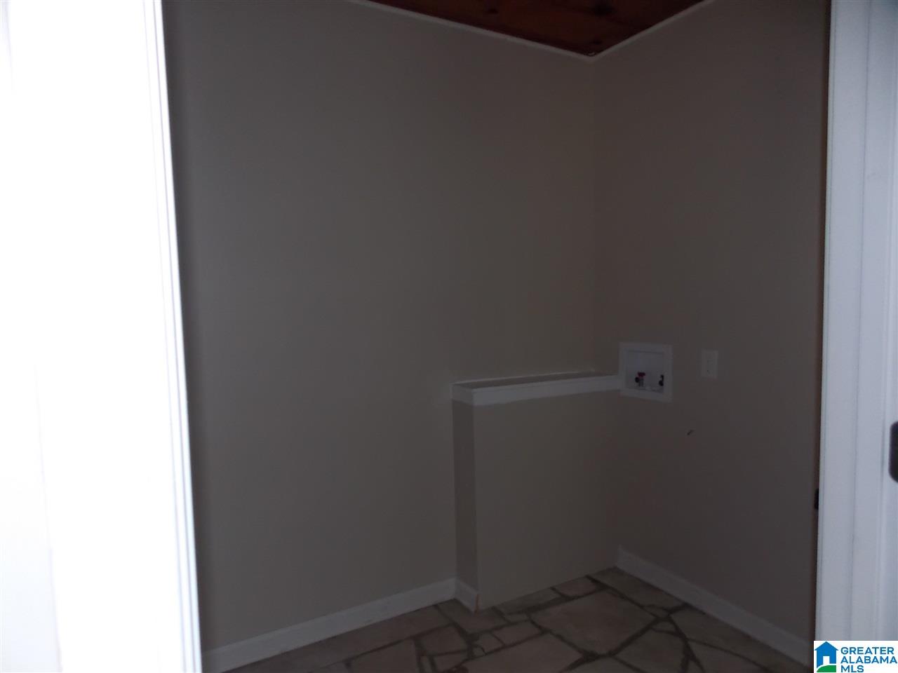 517 2nd Street South Oneonta, AL 35121 - Photo 19 of 30