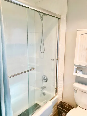 $7,700 | 334 11th Street, Manhattan Beach, CA 90266