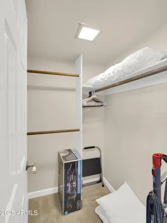 $4,000 | 5122 North 31st Way, Unit 221, Phoenix, AZ 85016