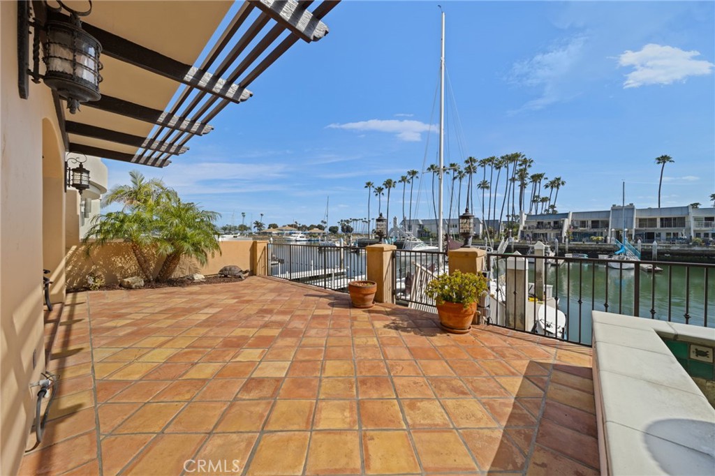 6 Green Turtle Road Coronado, CA 92118 - Photo 50 of 56 Direct Dock Access