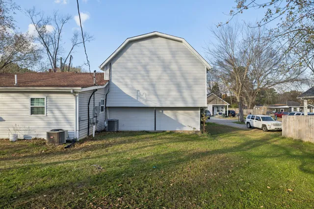 $1,450 | 801 Poplar Avenue, Unit B, Springfield, TN 37172