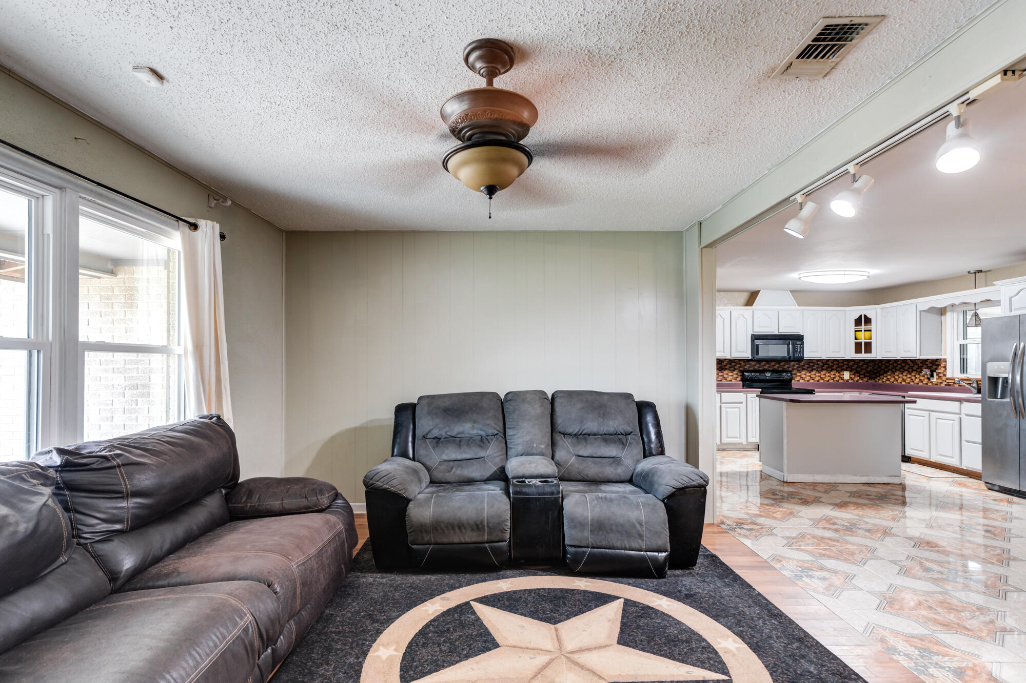 4818 46th Street Lubbock, TX 79414 - Photo 6 of 32 DSC03441_2_3_4_5