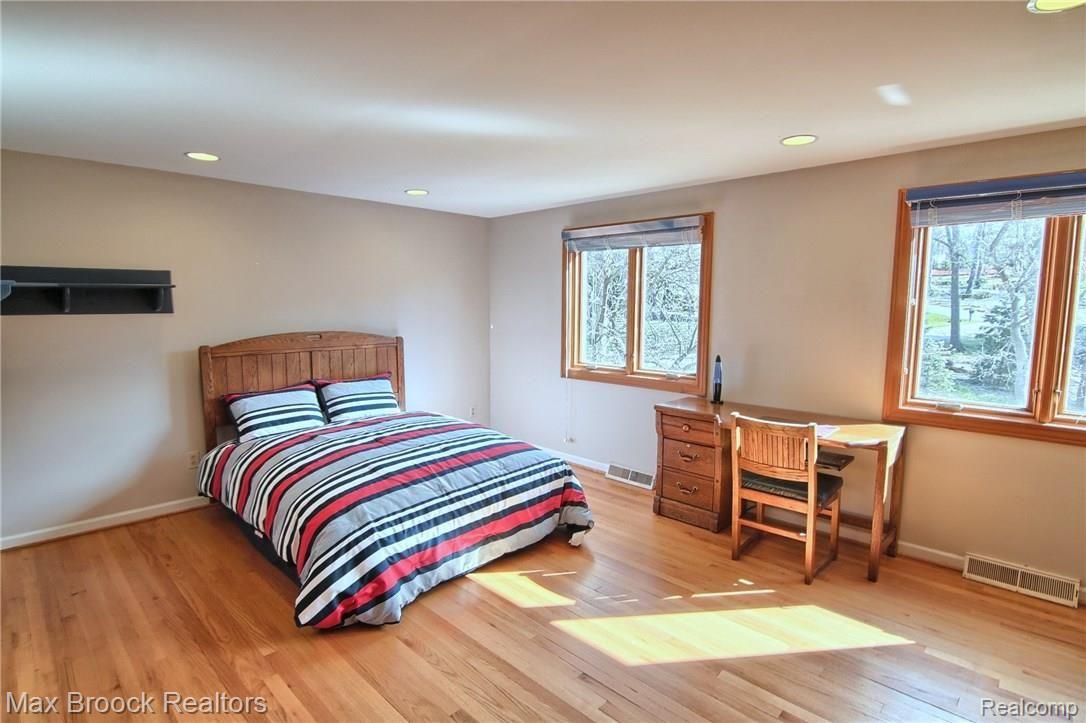 638 Overbrook Road Bloomfield Hills, MI 48302 - Photo 24 of 41 3rd_Bedroom.jpg