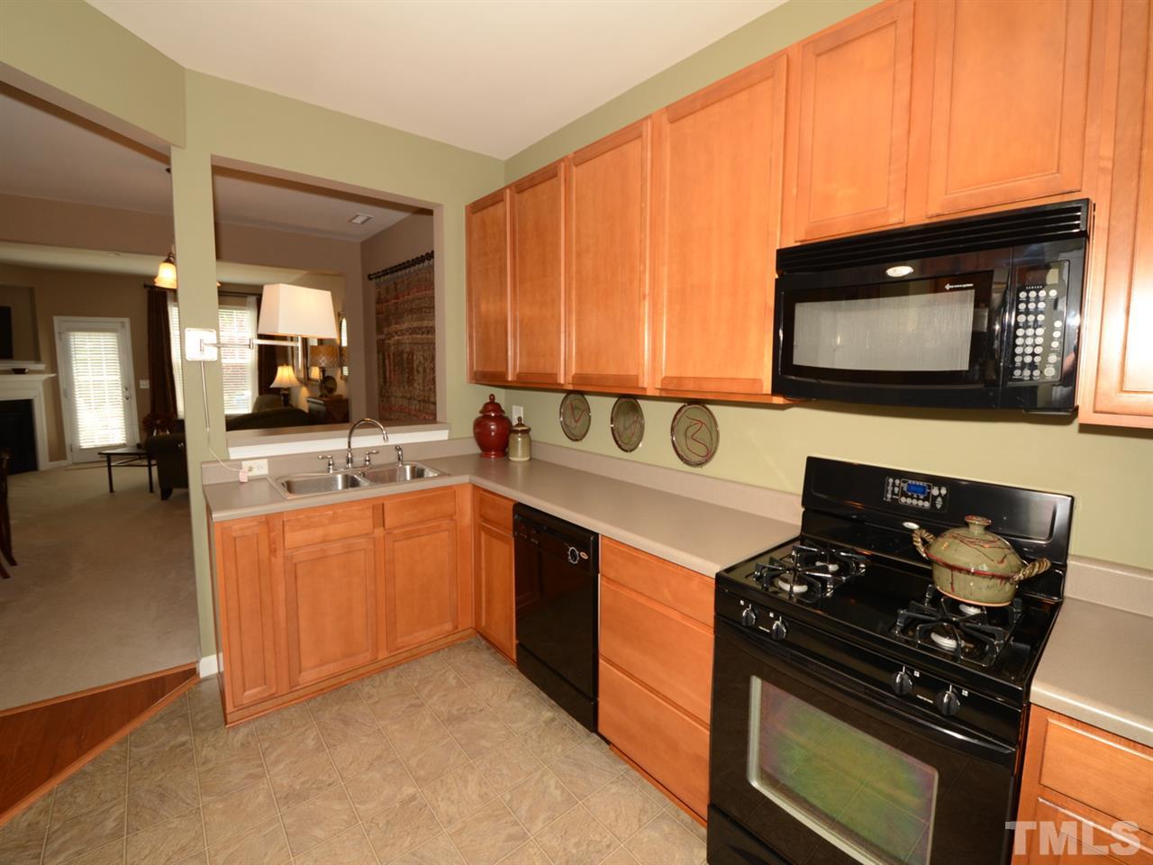 4606 Peyton Hall Way Raleigh, NC 27604 - Photo 2 of 25 Gallery Image 2