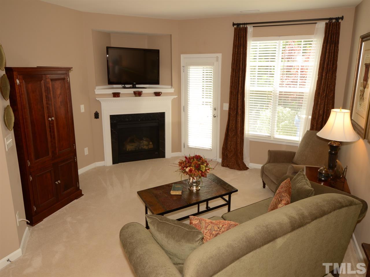 4606 Peyton Hall Way Raleigh, NC 27604 - Photo 12 of 25 Gallery Image 12