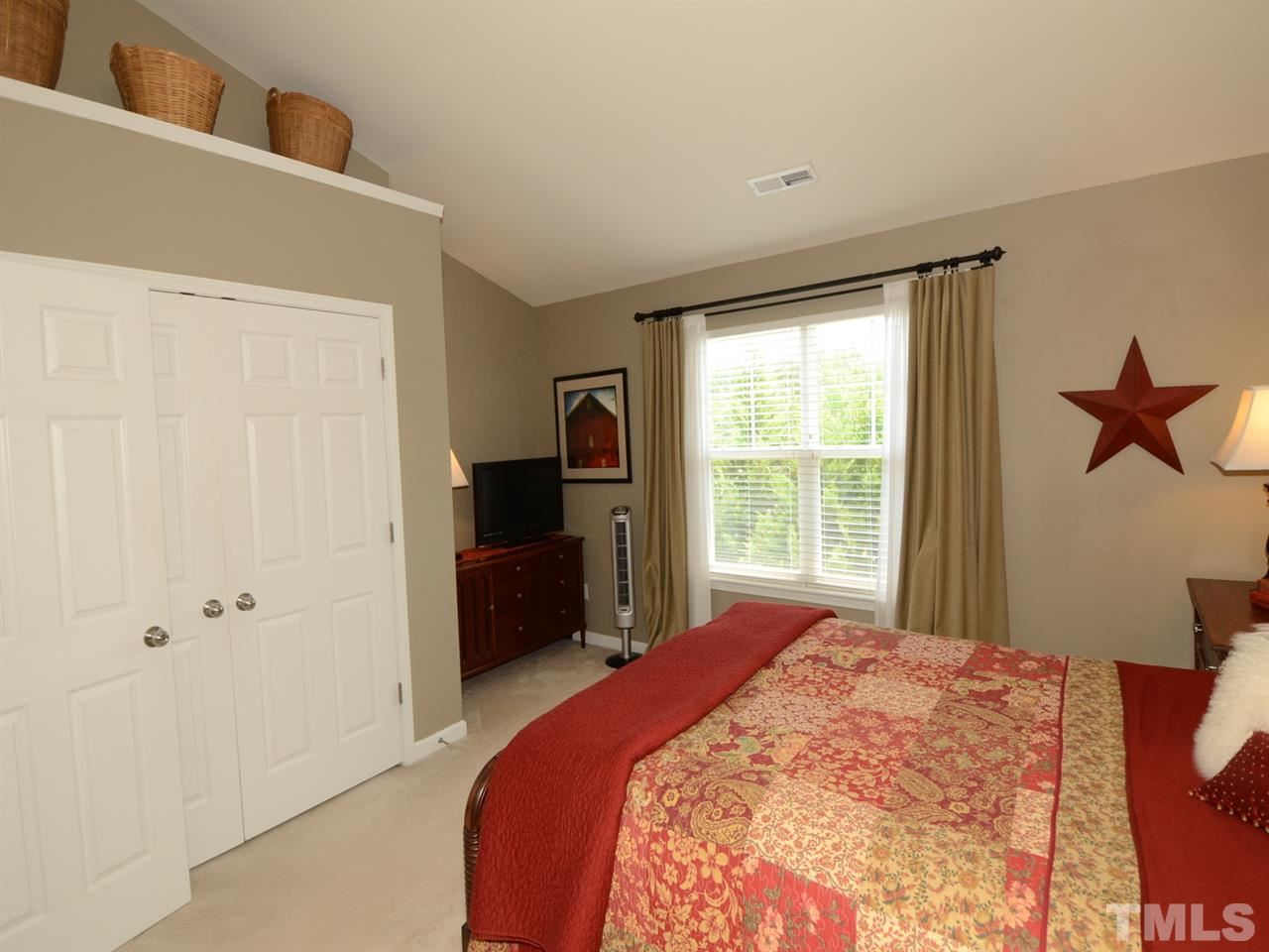 4606 Peyton Hall Way Raleigh, NC 27604 - Photo 16 of 25 Gallery Image 16