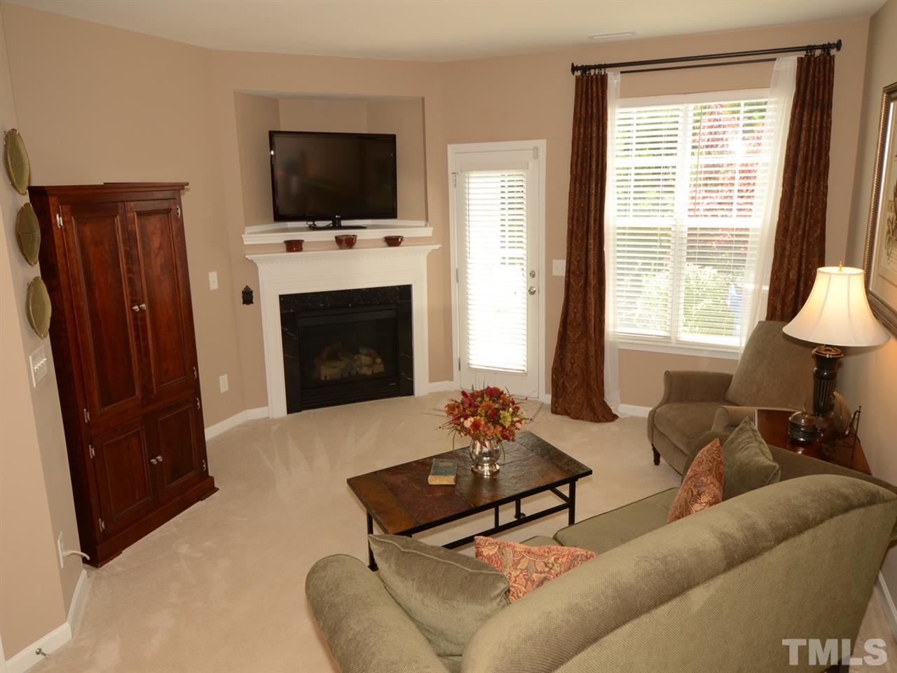 4606 Peyton Hall Way Raleigh, NC 27604 - Photo 9 of 25 Gallery Image 9