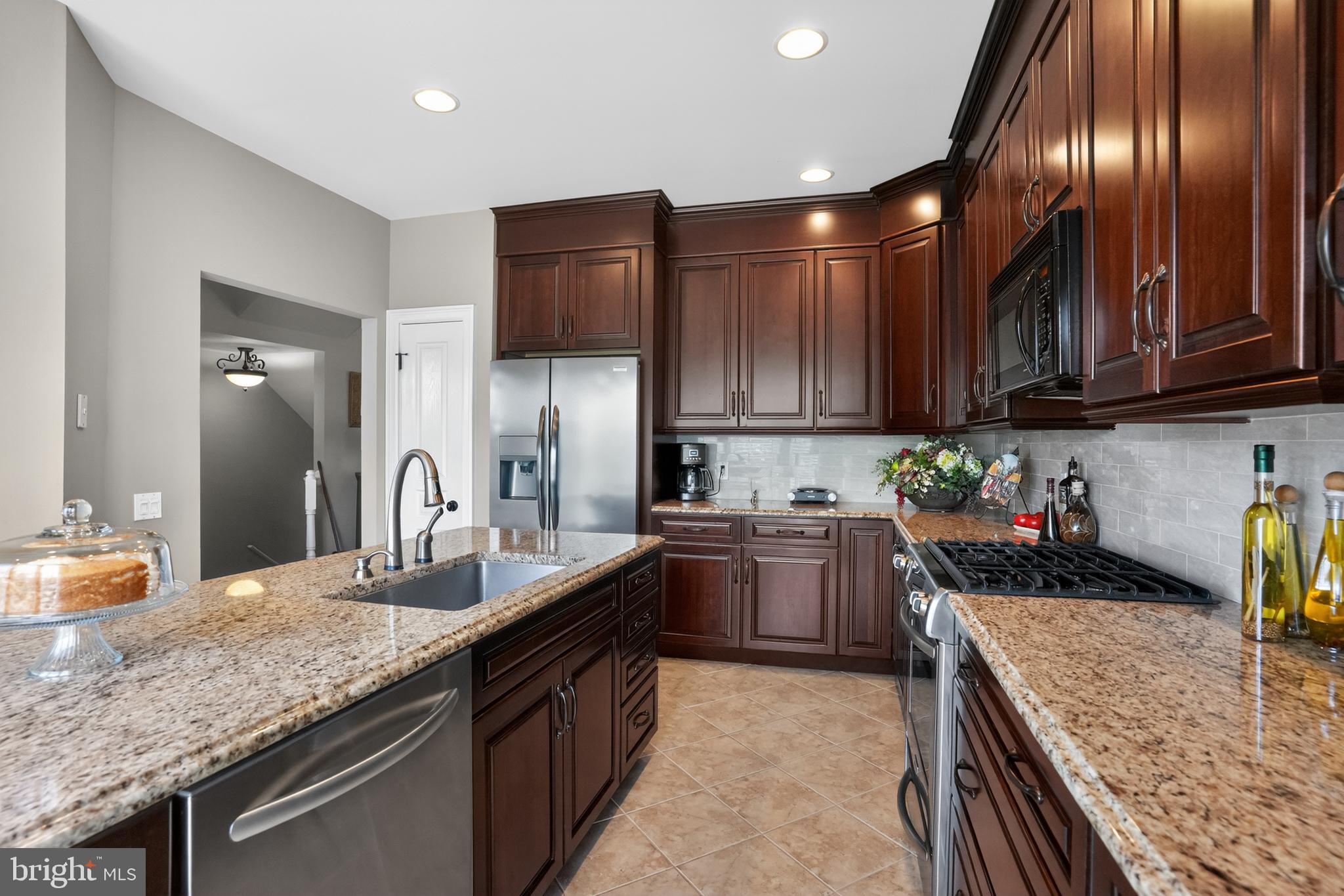 4 Addison Court Doylestown, PA 18901 - Photo 11 of 30 Kitchen