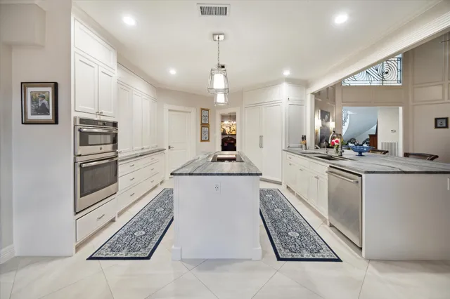 $9,900 | 15406 Old Stone Trail, Houston, TX 77079