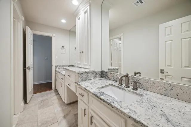 $9,900 | 15406 Old Stone Trail, Houston, TX 77079