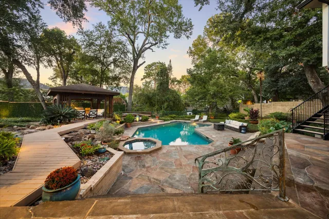 $9,900 | 15406 Old Stone Trail, Houston, TX 77079