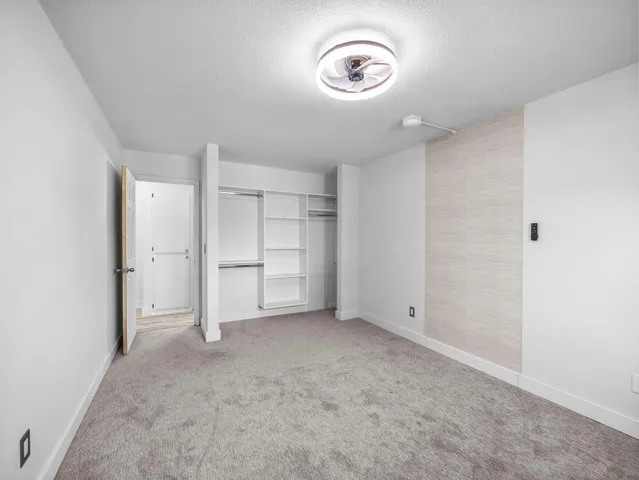 $1,300 | 4407 Wilshire Boulevard, Unit 204, Mound, MN 55364