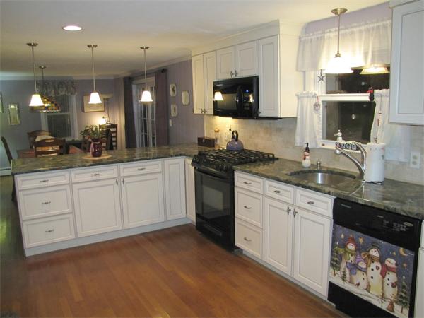 88 Flames Road Marshfield, MA 02050 - Photo 4 of 29 Gallery Image 4