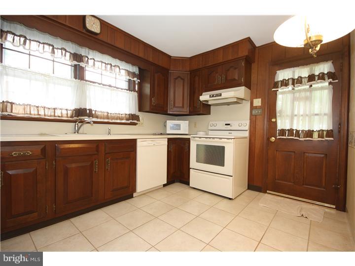 706 Walnut Street Palmyra, NJ 08065 - Photo 8 of 17 Gallery Image 8