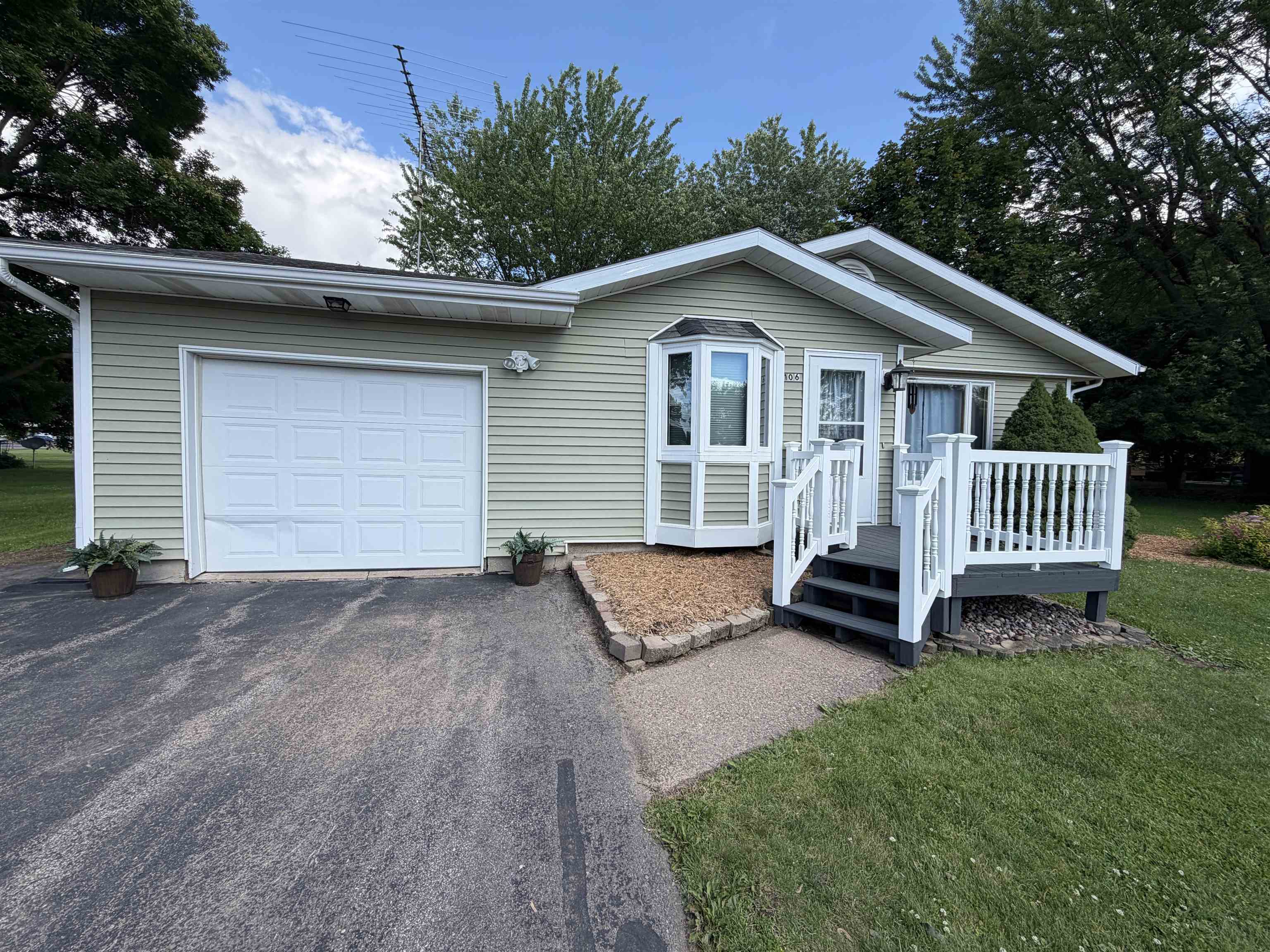 106 South 6th Street Colby, WI 54421 - Photo 22 of 27