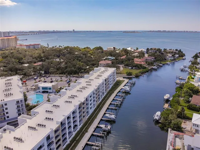 $689,000 | 1709 North Tamiami Trail, Unit 318, Sarasota, FL 34234