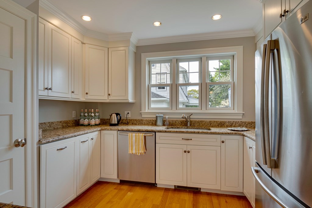 12 Allen Road Winchester, MA 01890 - Photo 17 of 36
