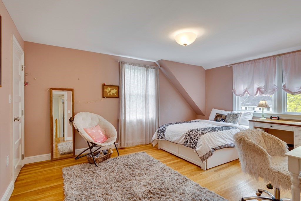 12 Allen Road Winchester, MA 01890 - Photo 23 of 36