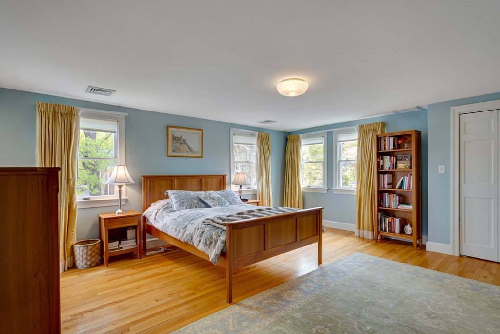 12 Allen Road Winchester, MA 01890 - Photo 28 of 36