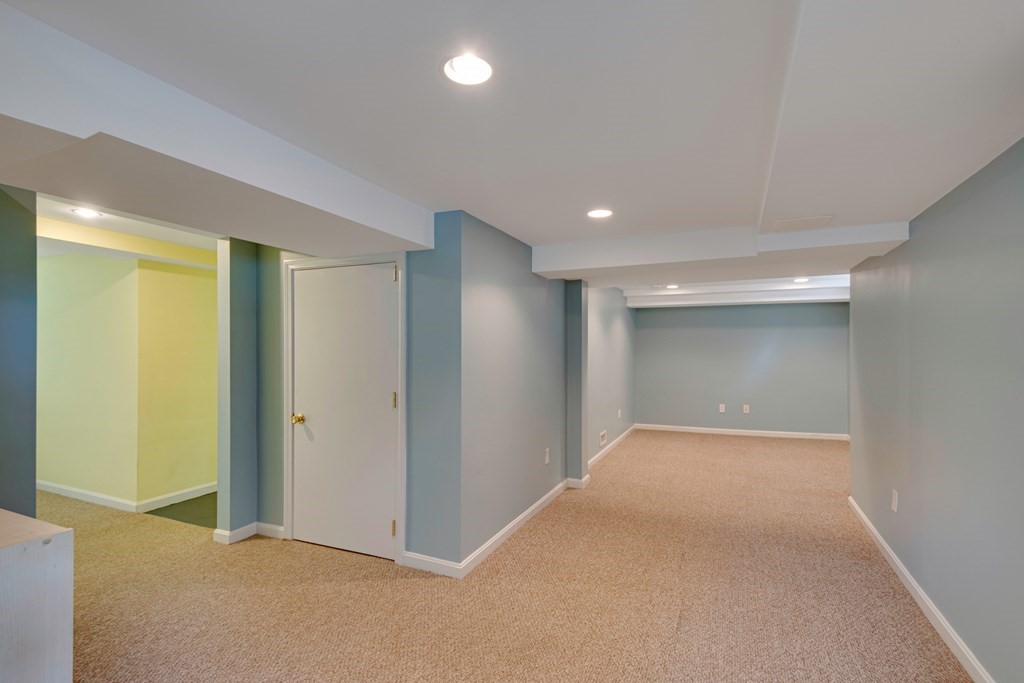 12 Allen Road Winchester, MA 01890 - Photo 30 of 36