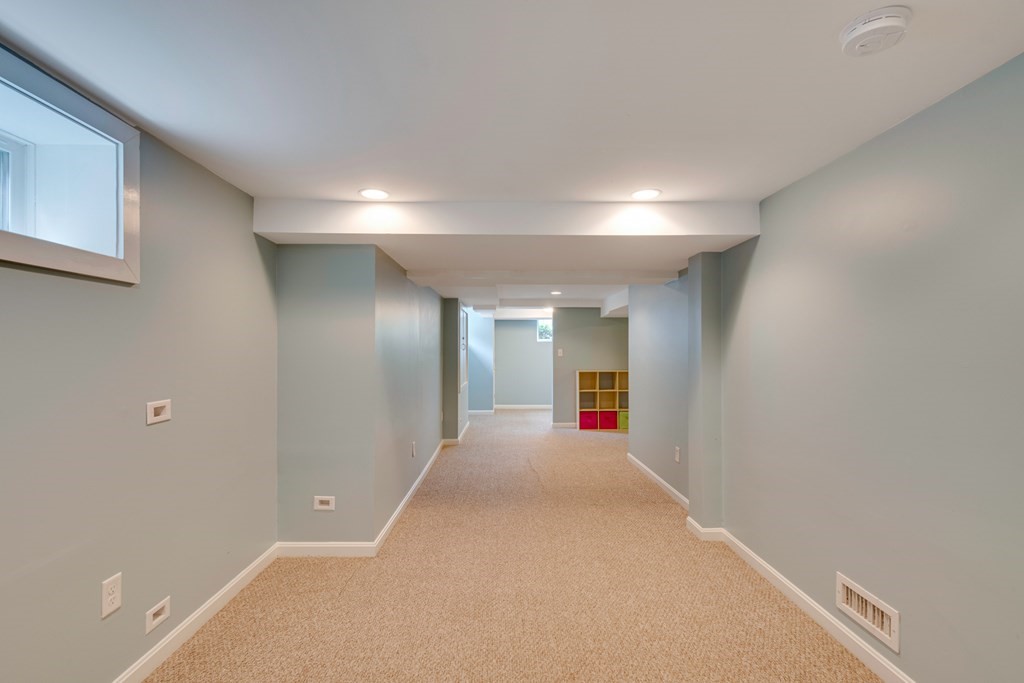 12 Allen Road Winchester, MA 01890 - Photo 31 of 36
