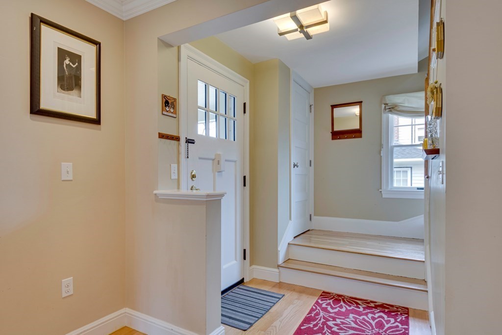 12 Allen Road Winchester, MA 01890 - Photo 4 of 36