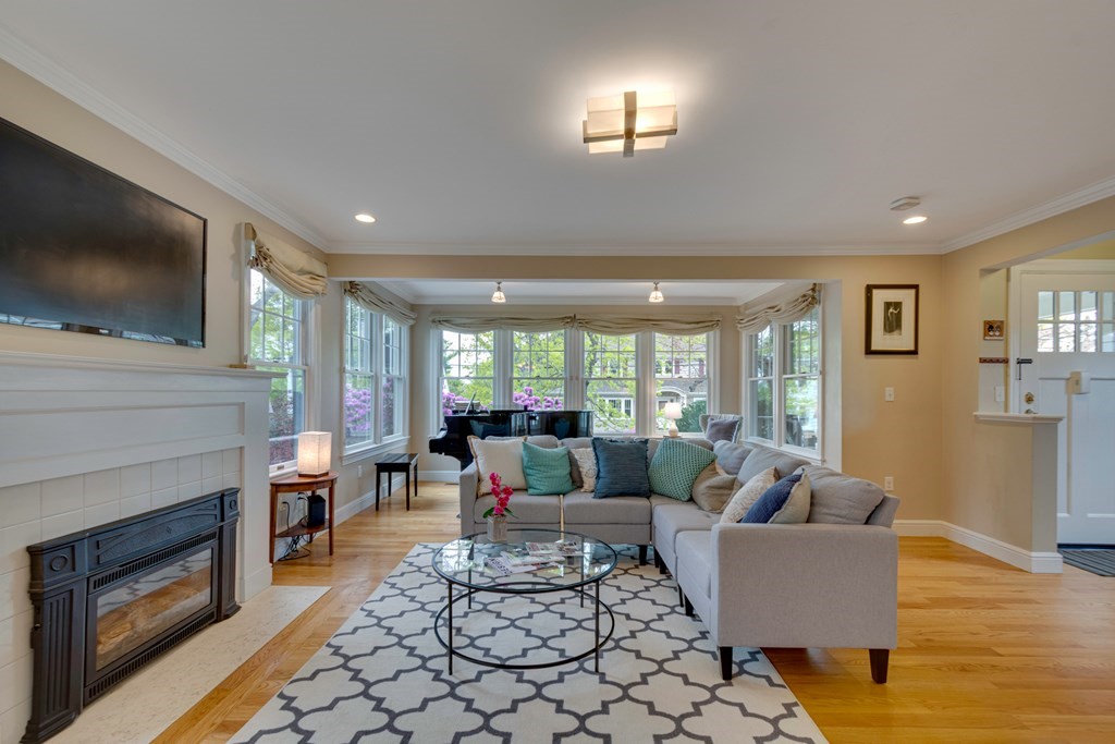 12 Allen Road Winchester, MA 01890 - Photo 6 of 36