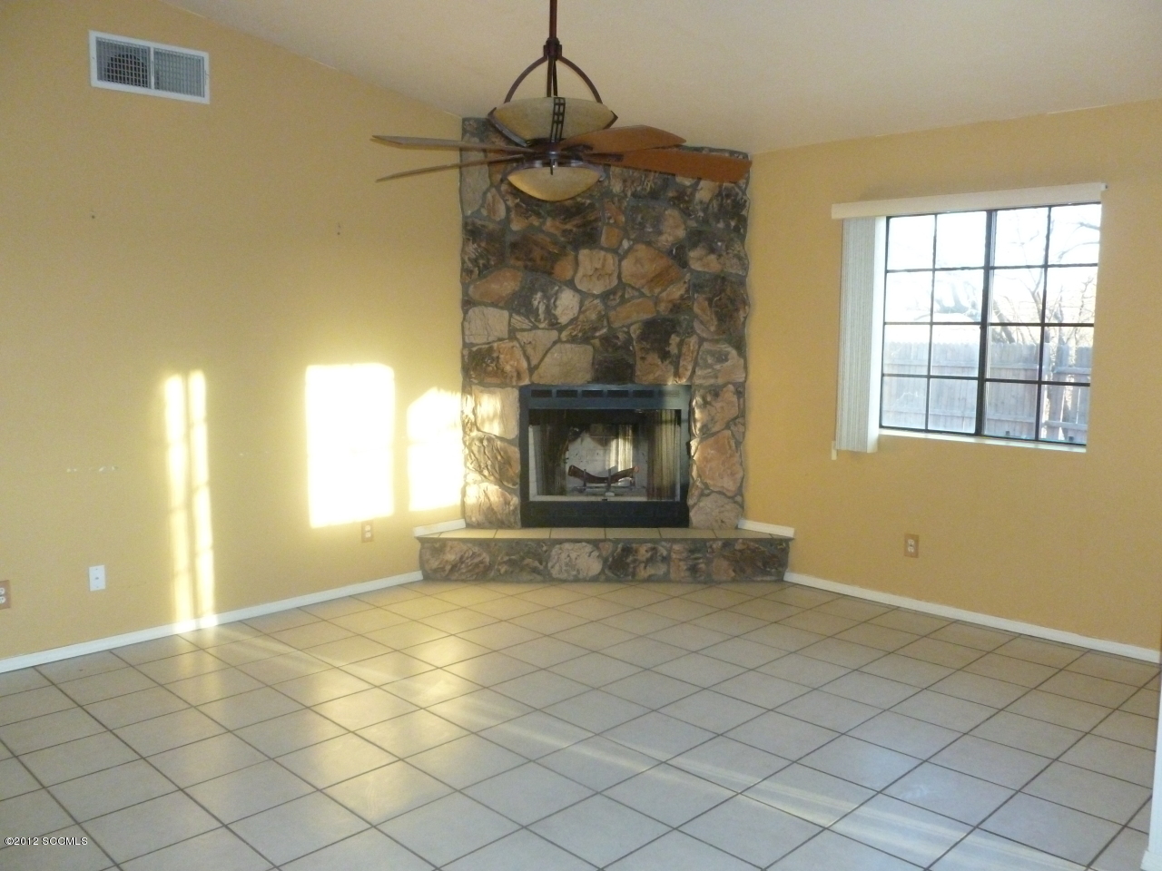31 Acuario Court Rio Rico, AZ 85648 - Photo 5 of 13
