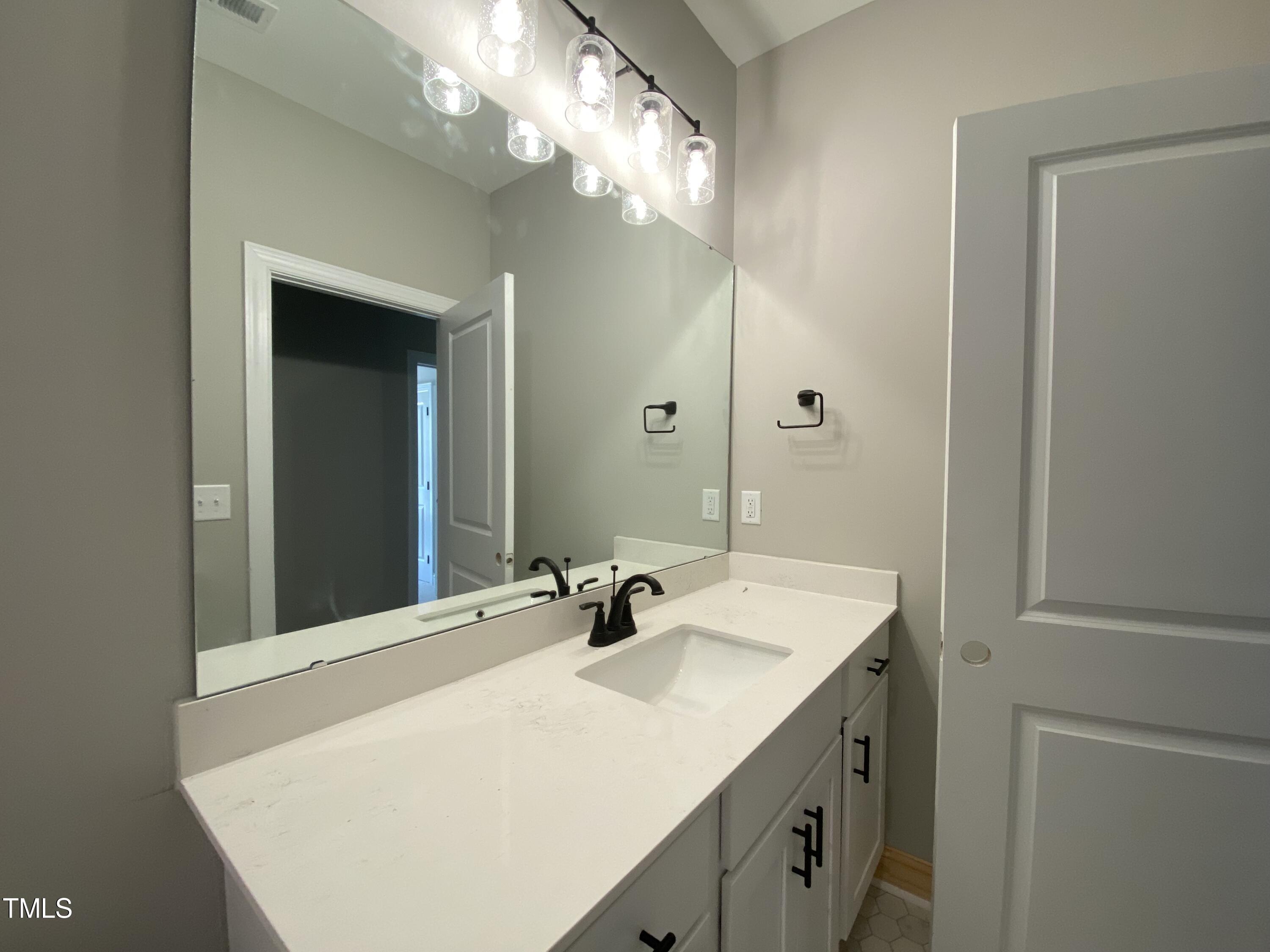 198 Herring Road Princeton, NC 27569 - Photo 13 of 16 IMG_9290