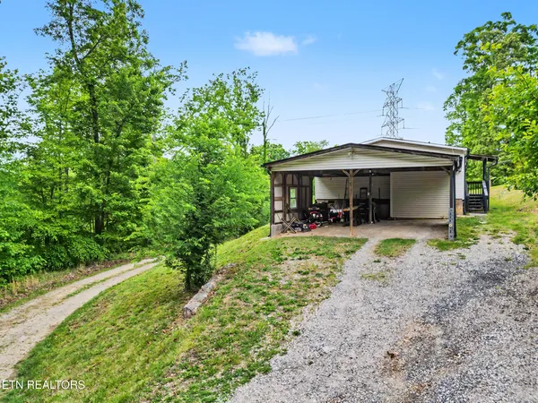 $285,000 | 222 Moosetrail Lane, Powell, TN 37849