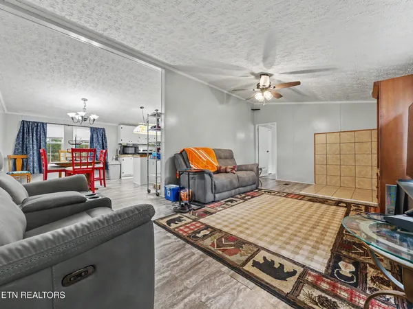 $285,000 | 222 Moosetrail Lane, Powell, TN 37849