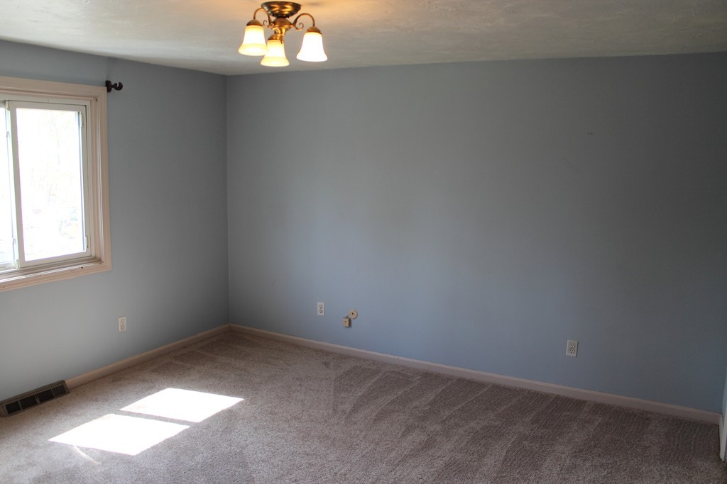 6 Arnold Road Framingham, MA 01701 - Photo 12 of 16 Gallery Image 12