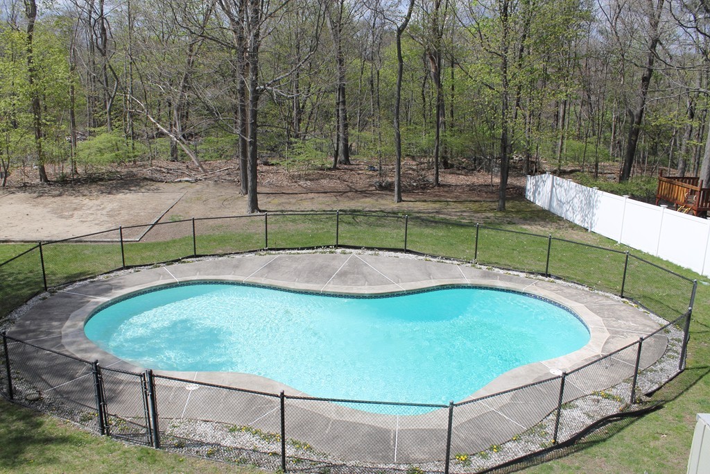 6 Arnold Road Framingham, MA 01701 - Photo 13 of 16 Gallery Image 13