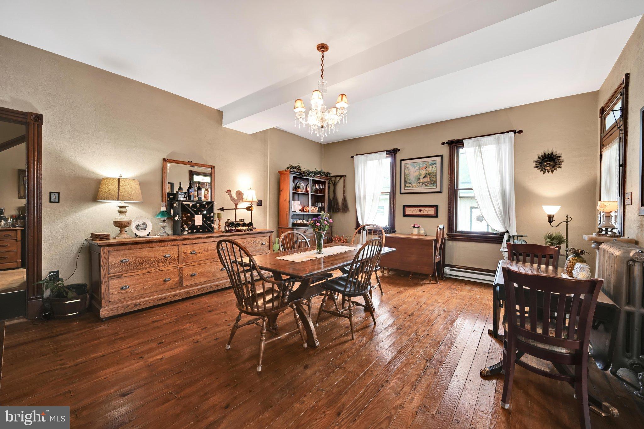 818 Lizard Creek Road Andreas, PA 18211 - Photo 19 of 98 Inn- Dining Room