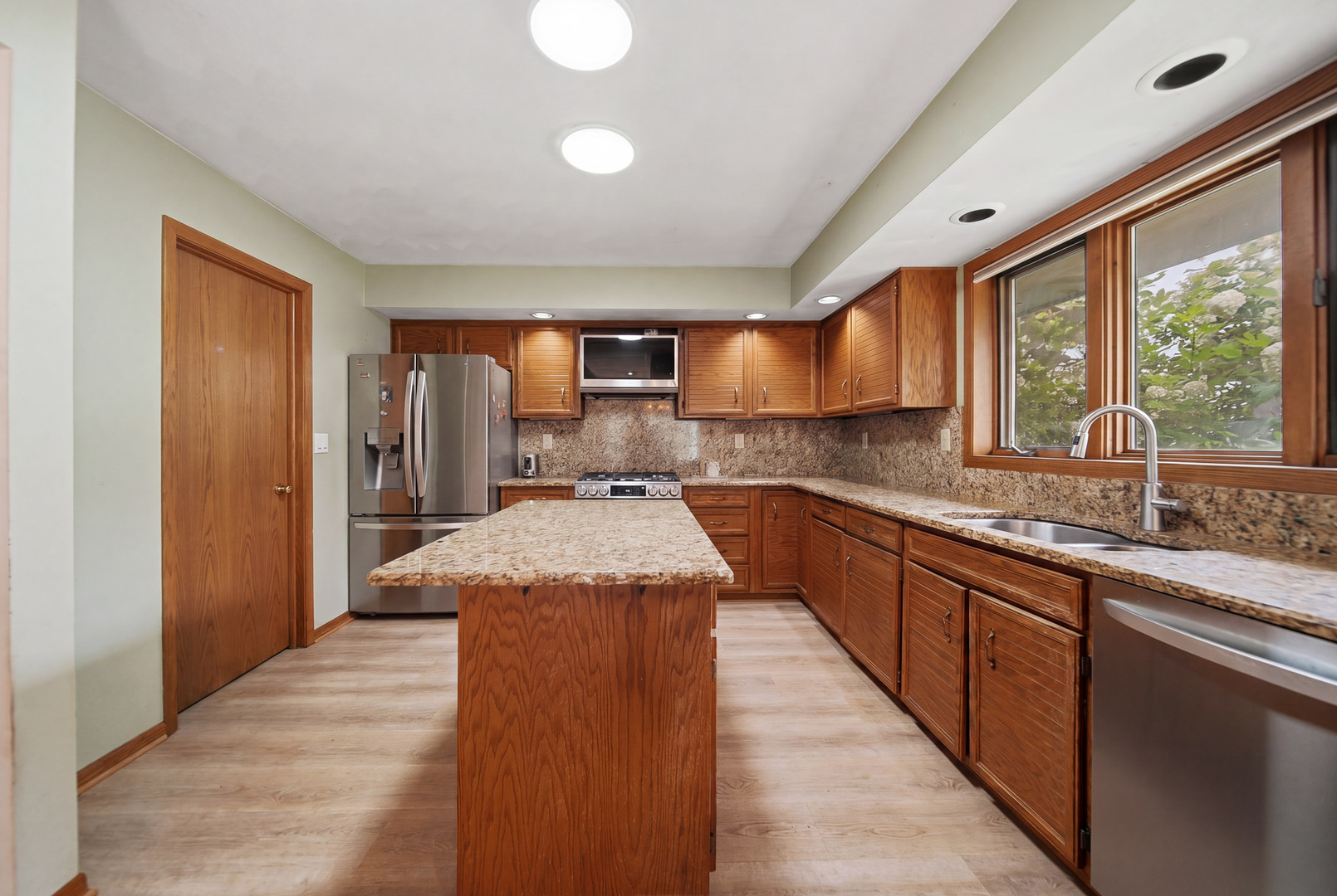 3261 North Silver Ridge Drive Oregon, IL 61061 - Photo 11 of 42