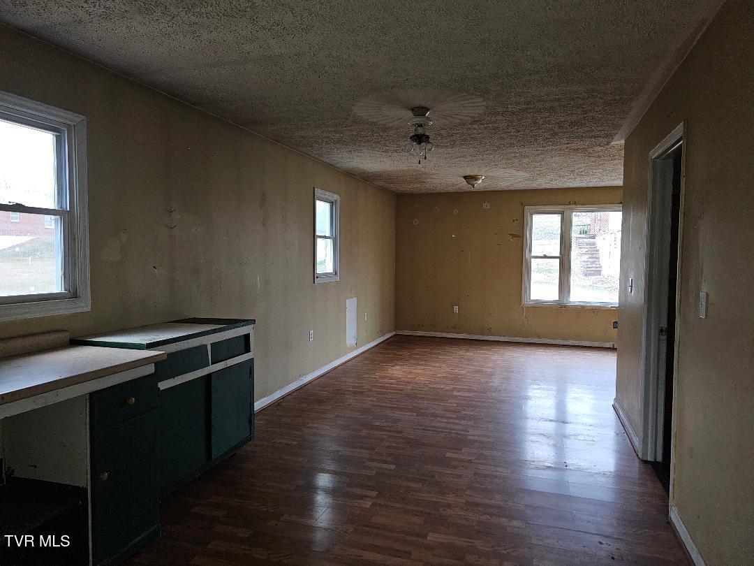 34520 Fleet Road Glade Spring, VA 24340 - Photo 21 of 28 B5