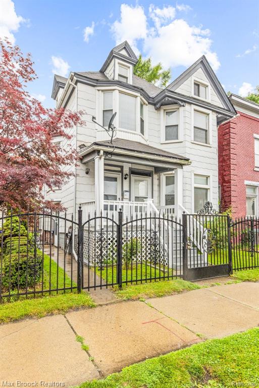 2223 Junction Avenue Detroit, MI 48209 - Photo 4 of 41