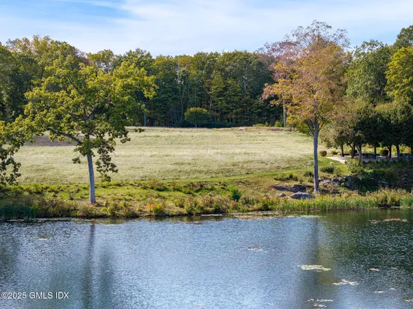 $8,495,000 | 65 John Street, Greenwich, CT 06831