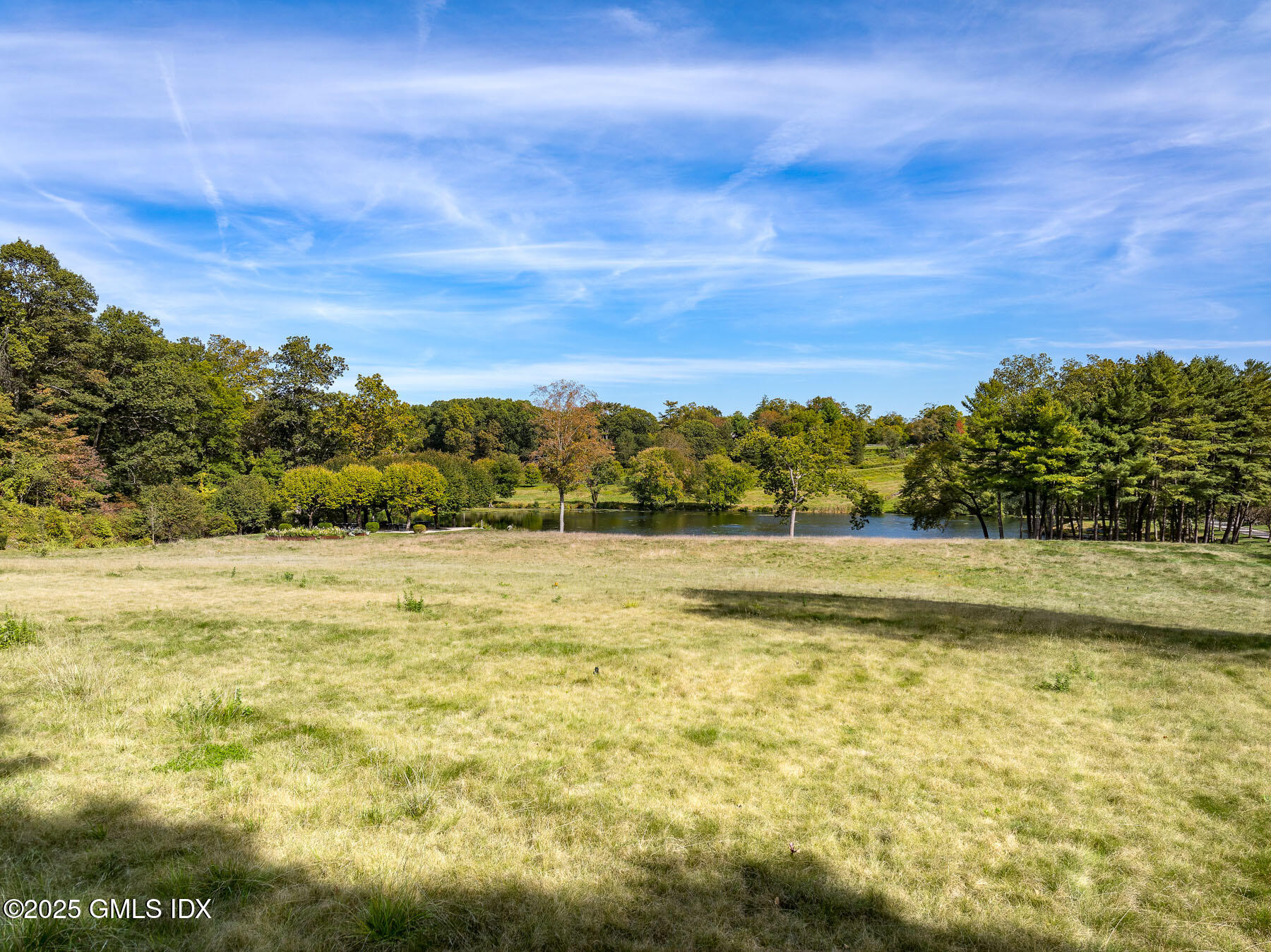 65 John Street Greenwich, CT 06831 - Photo 8 of 12 a view of an ocean