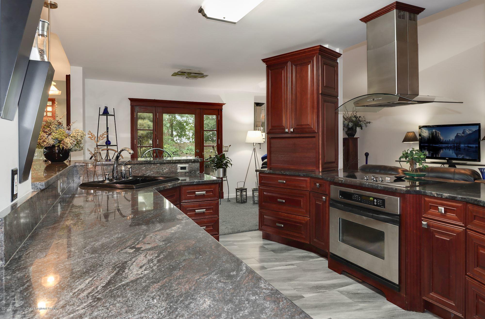 10 High Ridge Road Howell, NJ 07731 - Photo 7 of 30 Kitchen