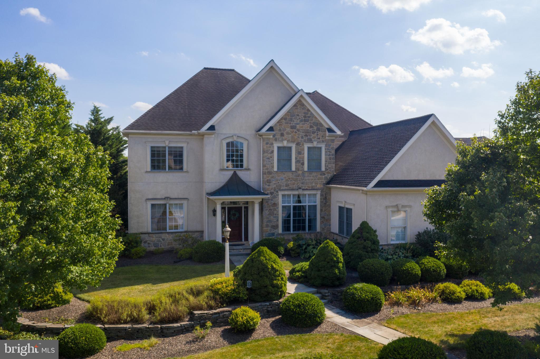 514 Wellesley Court Lititz, PA 17543 - Photo 1 of 45