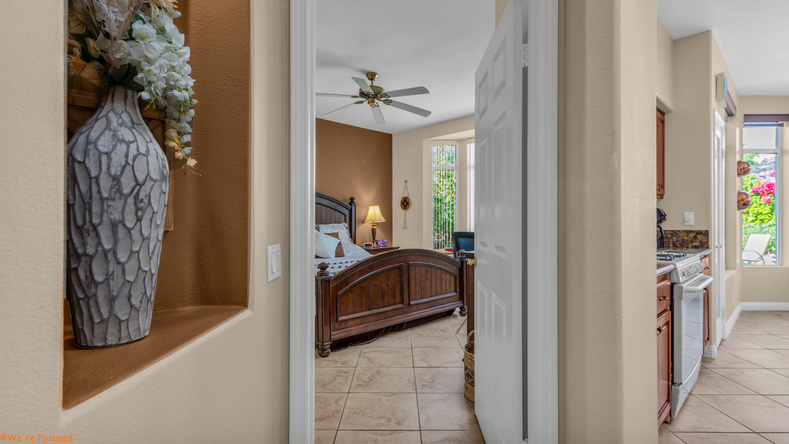 78326 Moongold Road Palm Desert, CA 92211 - Photo 15 of 33 a en suite bathroom with a sink and a mirror