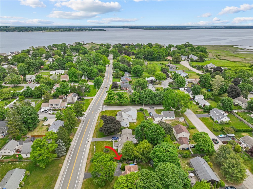 242 Ives Road Warwick, RI 02818 - Photo 3 of 20