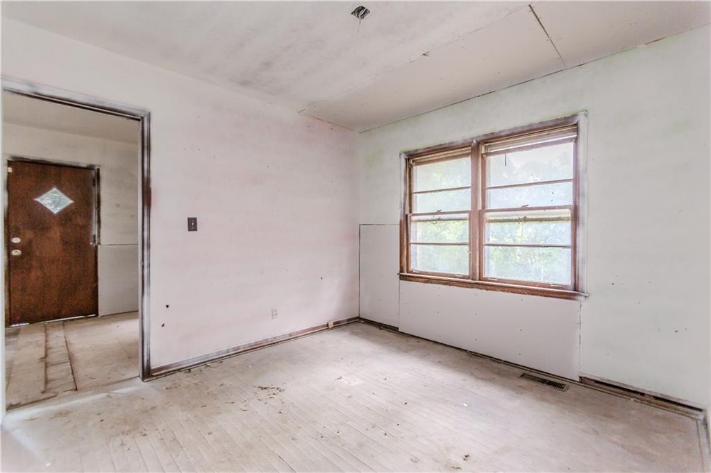 4376 Old Jonesboro Road Forest Park, GA 30297 - Photo 15 of 18