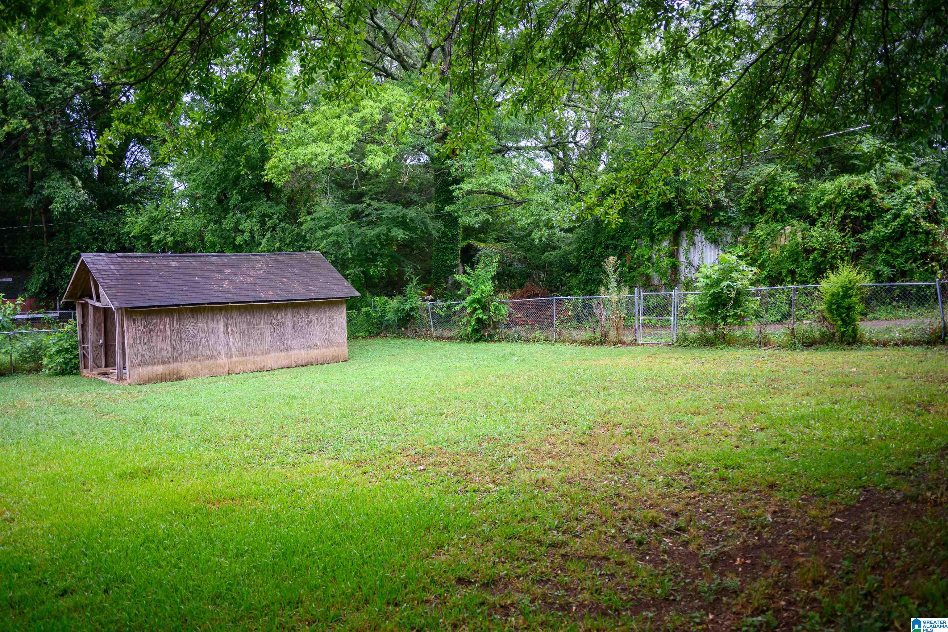 2018 Legrande Avenue Anniston, AL 36207 - Photo 8 of 26