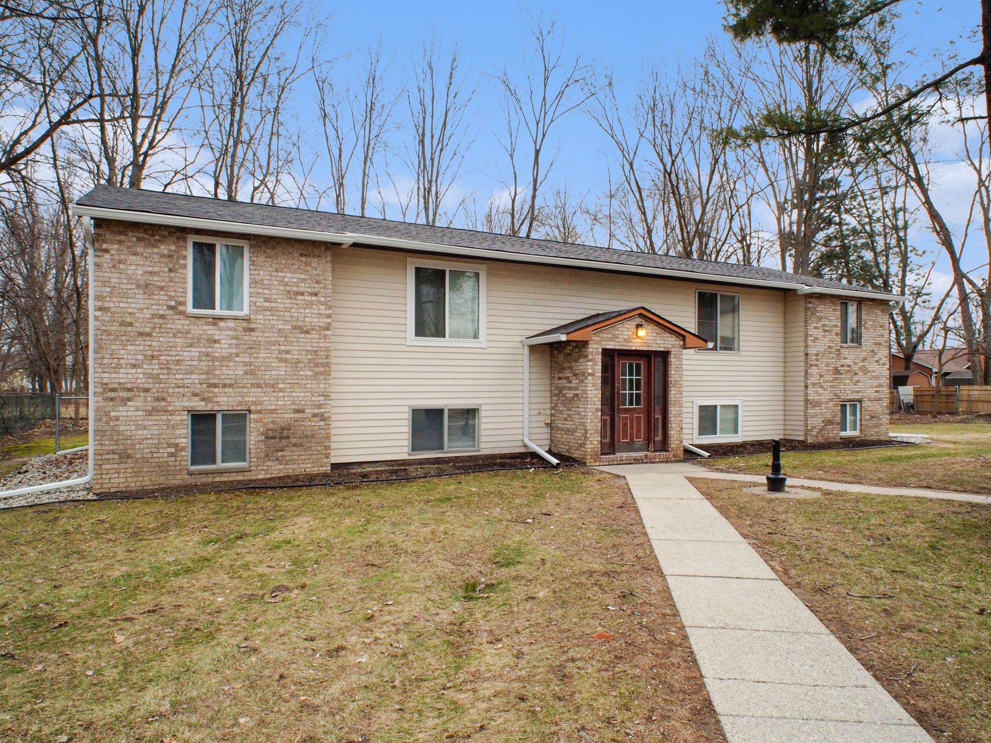 3377 West Vienna Road, Unit J Clio, MI 48420 - Photo 2 of 16