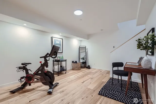 $1,379,990 | 511 Howe Street, Unit A, Seattle, WA 98109