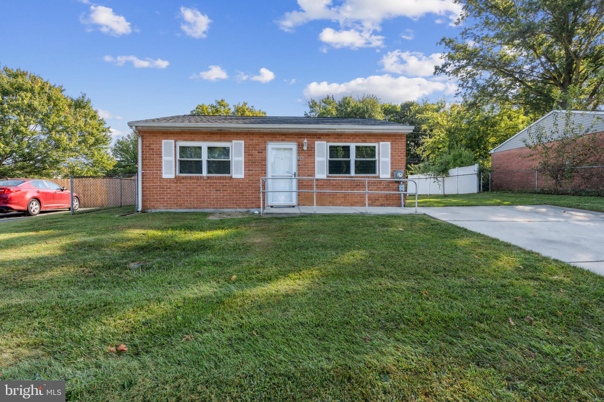 24 Archer Circle Newark, DE 19702 - Photo 1 of 16 Front of House