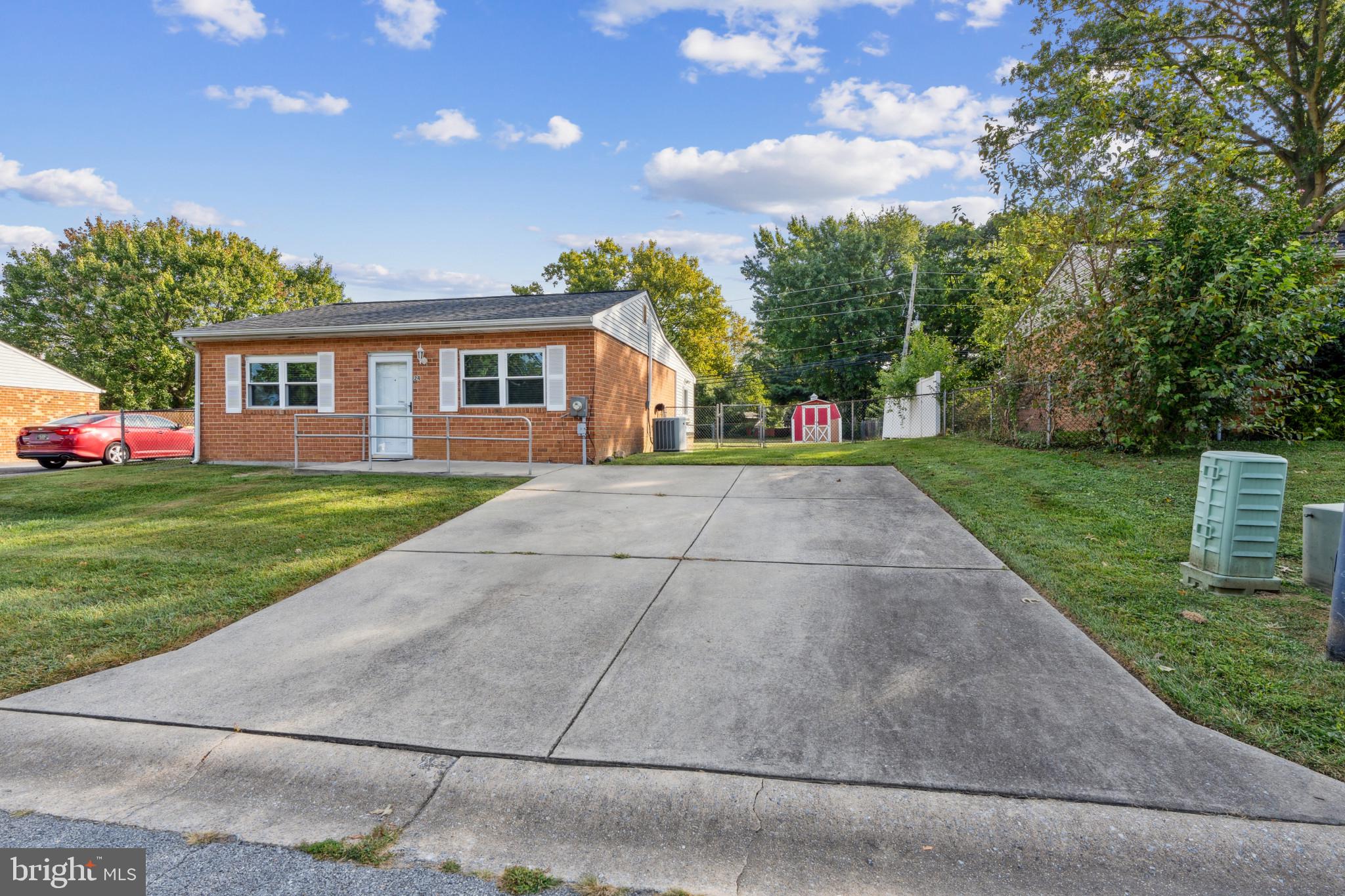24 Archer Circle Newark, DE 19702 - Photo 2 of 16 Front of House